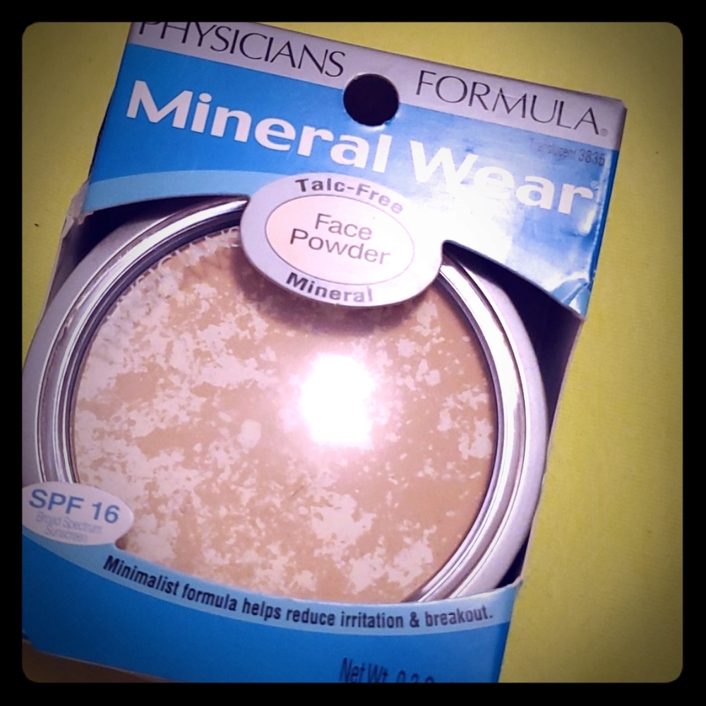 Physicians Formula Face Powder
